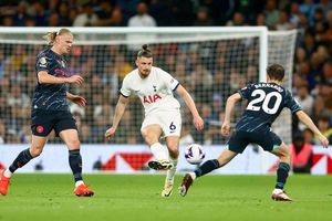 Drăgușin l-a impresionat » Postarea unui internațional englez după Tottenham - Manchester City