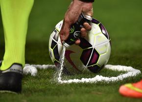 FIFA a pierdut procesul cu inventatorul spray-ului pentru arbitri » Suma uriașă pe care trebuie să o achite
