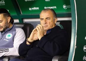 Fatih Terim a fost demis după ce a fost umilit de Răzvan Lucescu!