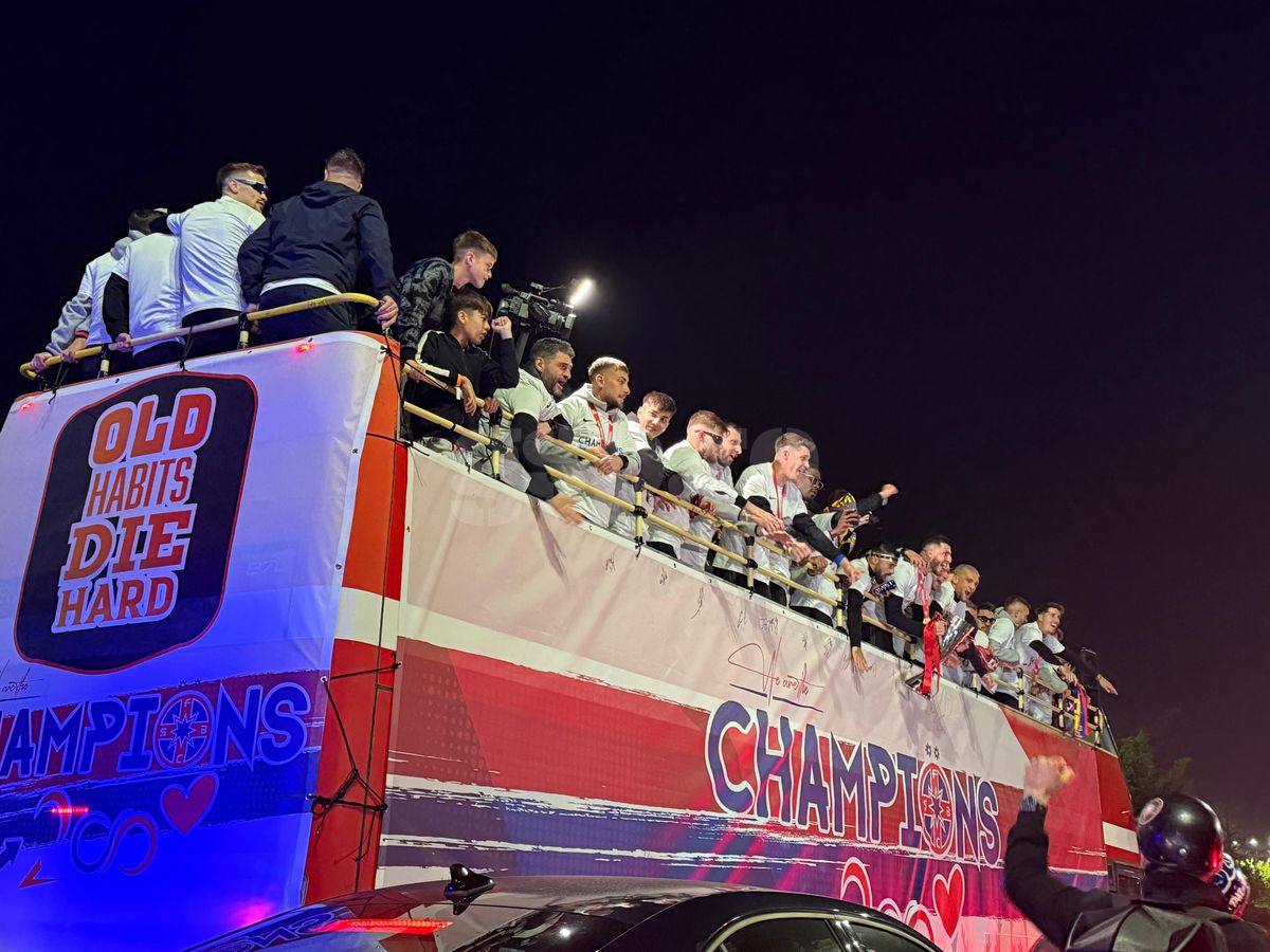 FCSB, petrecere în autocar