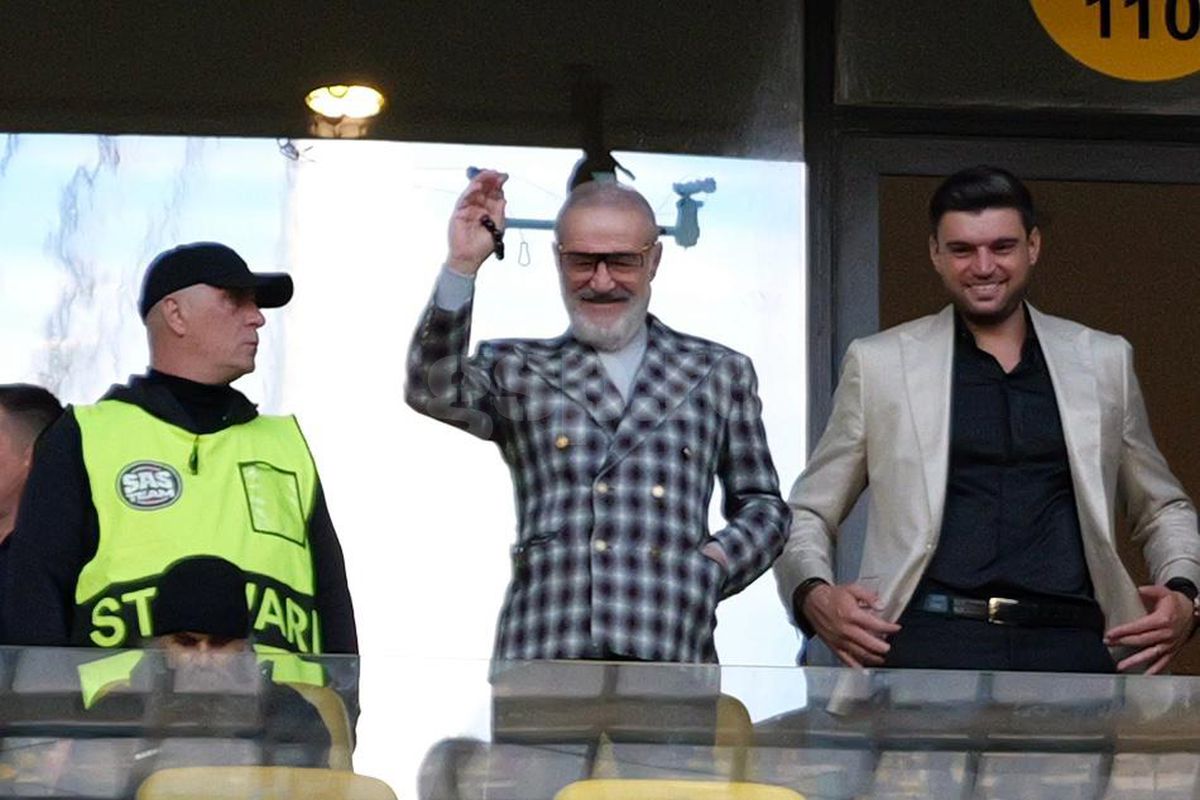 Gigi Becali, pe Arena Națională la FCSB - Universitatea Craiova  / foto GSP