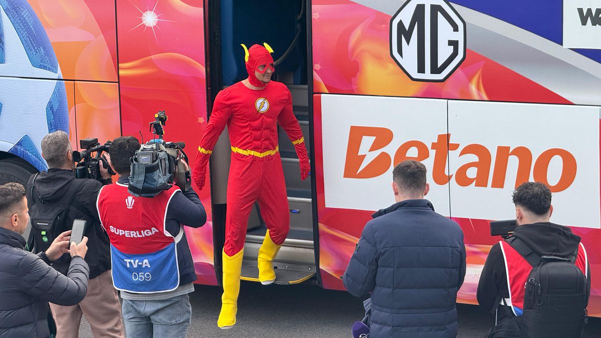 FCSB - Universitatea Craiova, fiesta roș-albastră » Ole, ola, salutați campioana! 10 detalii de la hora bucuriei FCSB