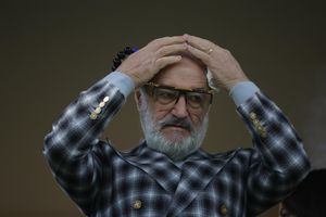 Gigi Becali renunță la primul transfer și i-l propune lui Șucu la Rapid: „Nu sunt nebun!”