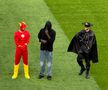 Jucătorii FCSB au venit deghizați în personaje din desenele animate, imagini de pe gazon