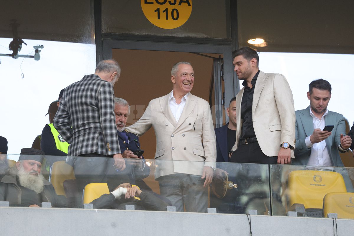 Marius Șumudică, ironizat de cel mai celebru fan al campioanei FCSB: „Înseamnă că se pricepe”