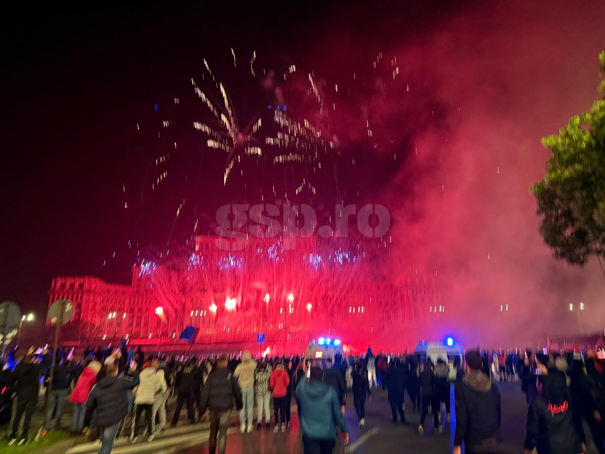 Basarab Panduru, șocat după party-ul de titlu al FCSB-ului: „Incredibil! Cum să nu dea nimeni 5 milioane pe el?”