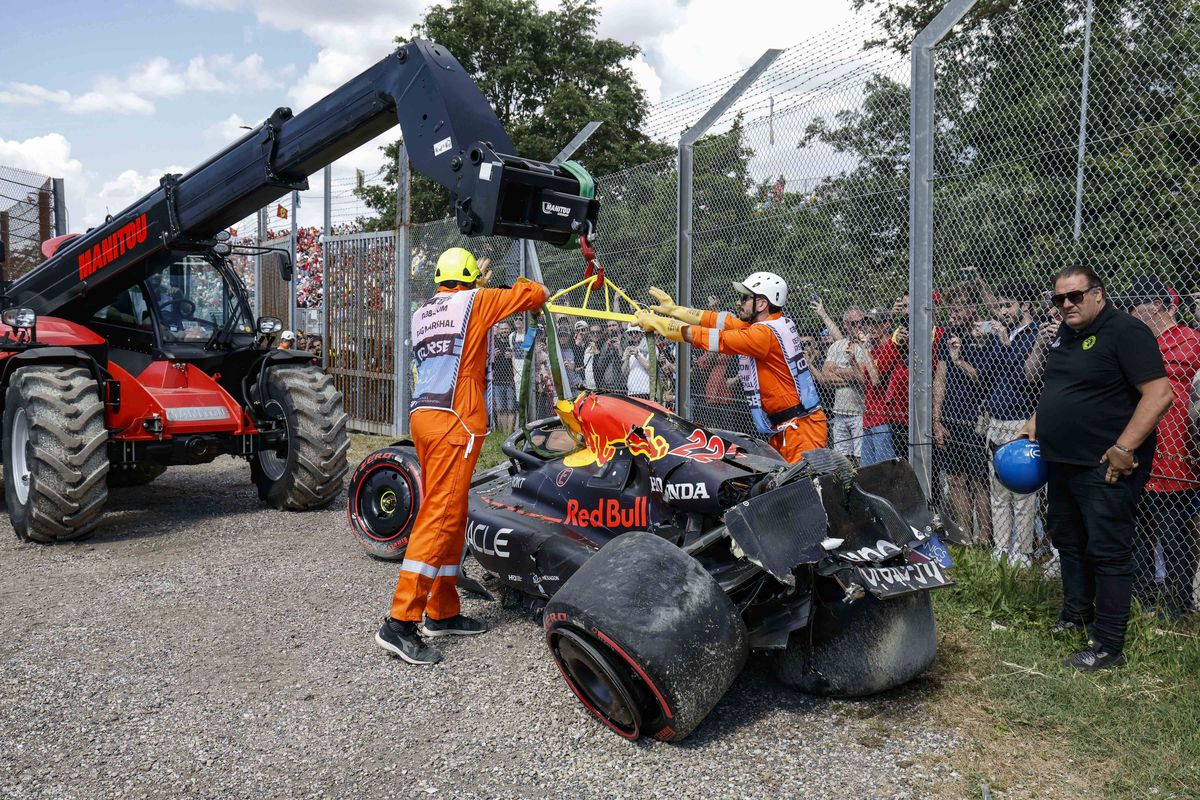 Fanii unui pilot de Formula 1 au șocat internetul: insulte rasiste pentru adversarii din „Marele Circ”