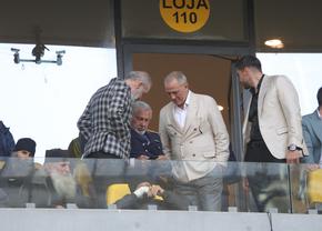 Marius Șumudică, ironizat de cel mai celebru fan al campioanei FCSB: „Înseamnă că se pricepe”