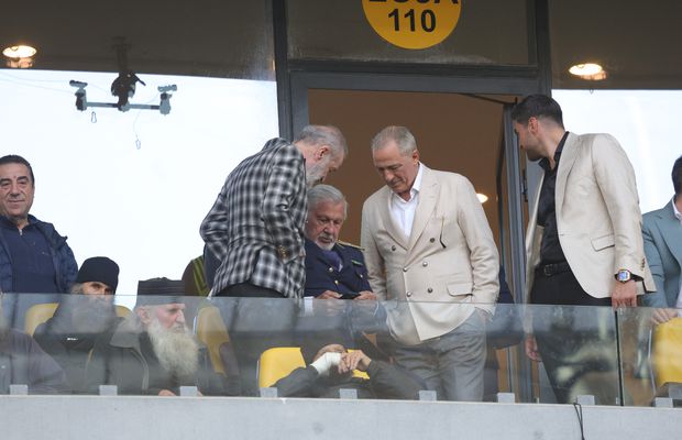 Marius Șumudică, ironizat de cel mai celebru fan al campioanei FCSB: „Înseamnă că se pricepe”