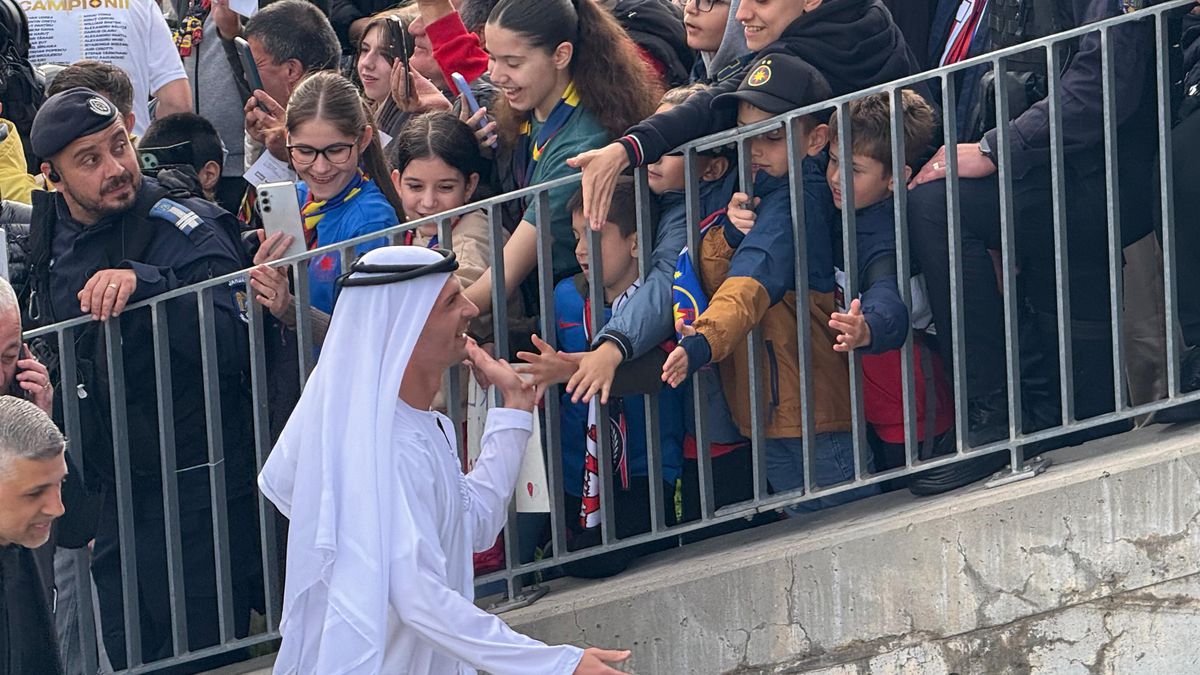 Jucătorii FCSB au venit deghizați în personaje din desenele animate