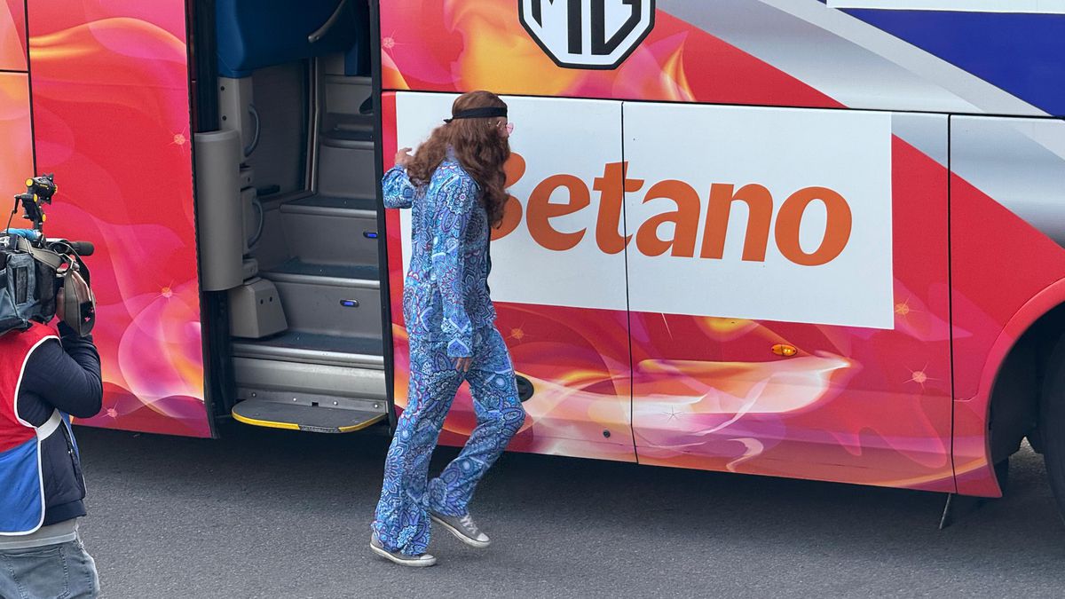 FCSB - Universitatea Craiova, fiesta roș-albastră » Ole, ola, salutați campioana! 10 detalii de la hora bucuriei FCSB