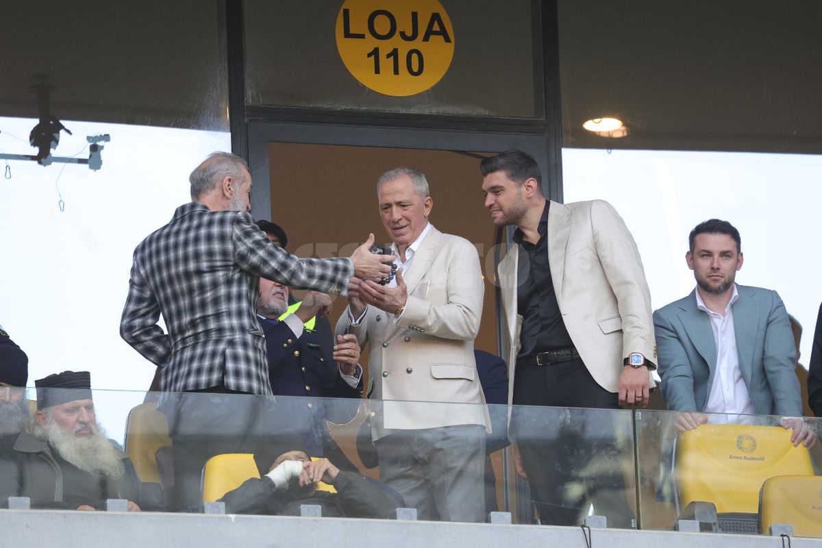 Marius Șumudică, ironizat de cel mai celebru fan al campioanei FCSB: „Înseamnă că se pricepe”