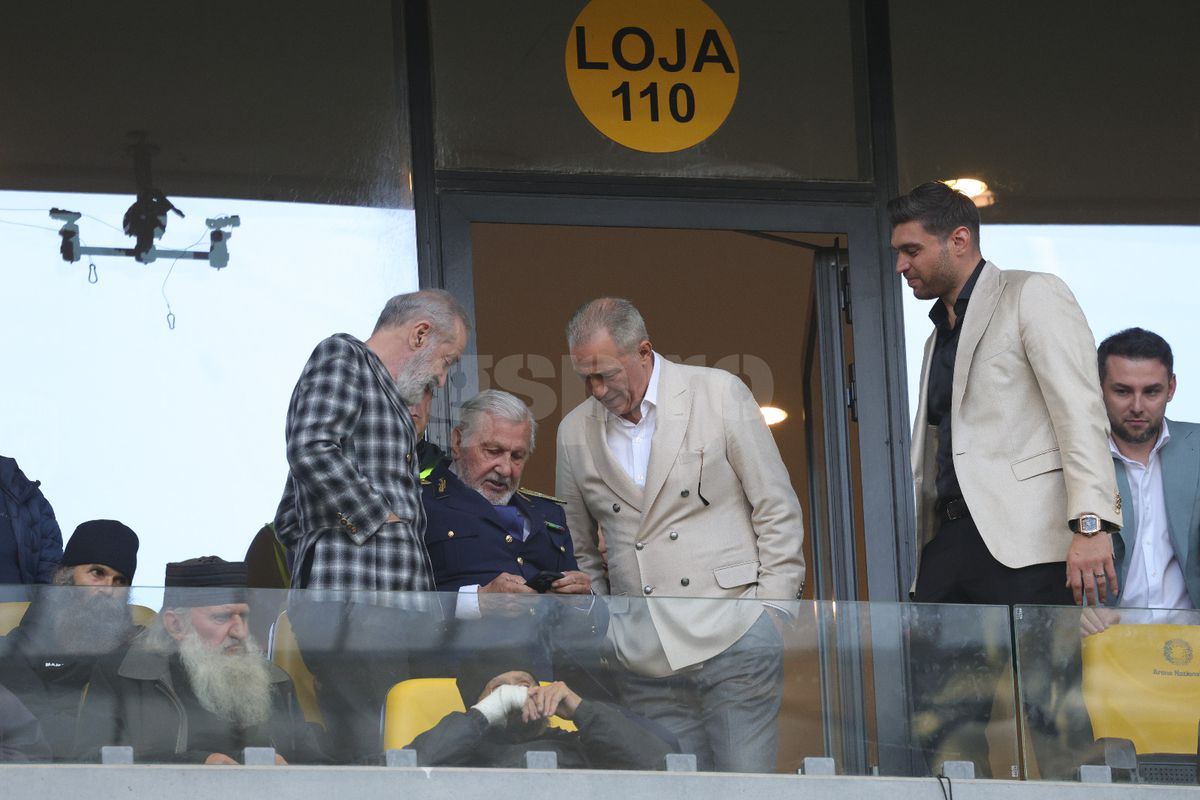 Marius Șumudică, ironizat de cel mai celebru fan al campioanei FCSB: „Înseamnă că se pricepe”