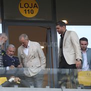 Mihai Mincu, Ilie Năstase, Teia Sponte, Gigi Becali. FCSB, campioană Superligă 2024-2025. Foto: Ionuț Iordache (GSP.RO)