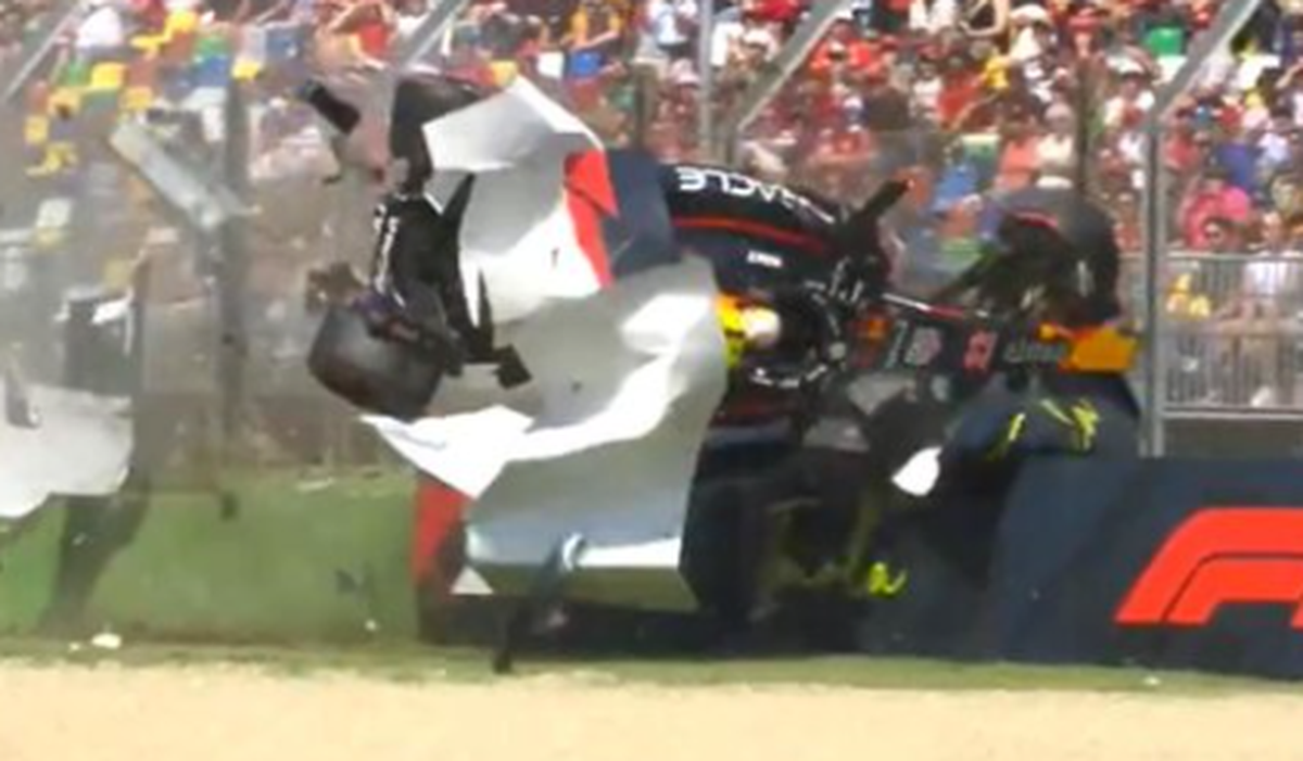 Fanii unui pilot de Formula 1 au șocat internetul: insulte rasiste pentru adversarii din „Marele Circ”