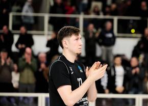 După un sezon în prima ligă a Italiei, Denis Bădălău va pleca în NCAA! Fostul scouter al Philadelphiei 76ers: „Îmi place totul la el”
