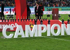 Imagini antologice » FCSB primește titlul de campioană ACUM