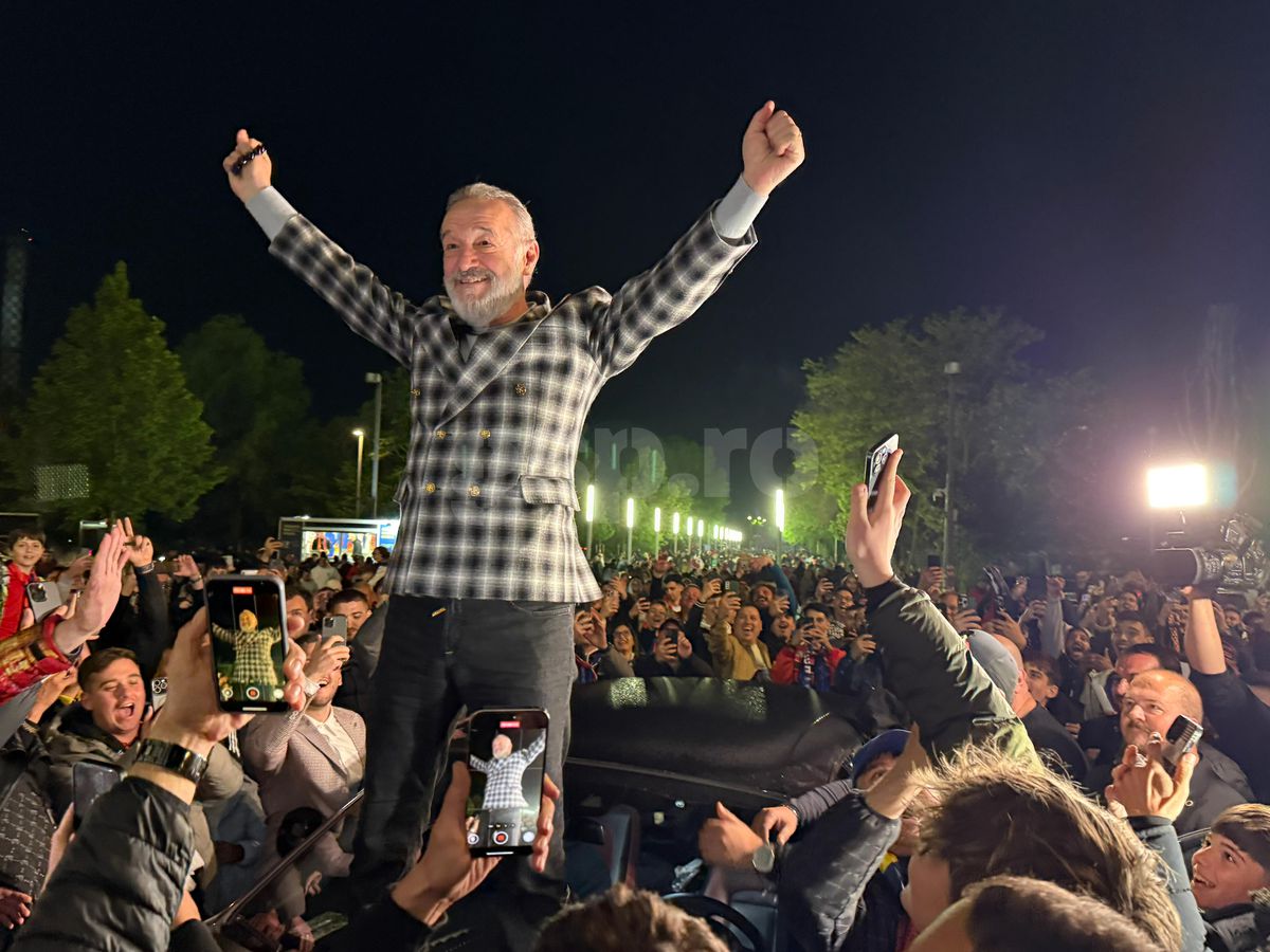 „Sus, nea Gigi!” » Imagini din alte vremuri la Arena Națională! Becali s-a urcat pe mașină