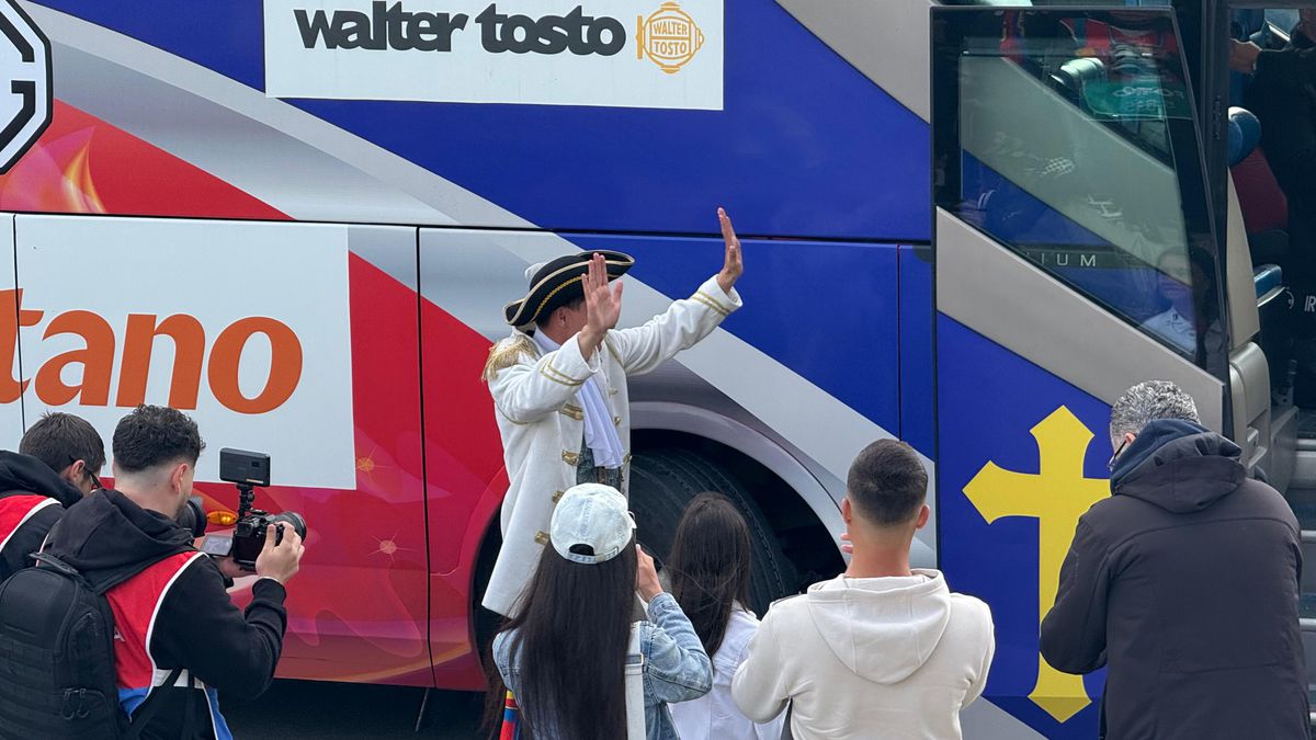 FCSB - Universitatea Craiova, fiesta roș-albastră » Ole, ola, salutați campioana! 10 detalii de la hora bucuriei FCSB