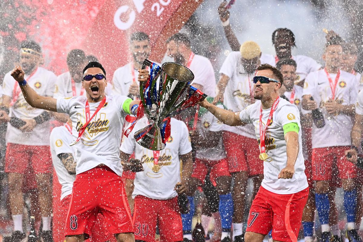 Omul-cheie de la FCSB, uluit de fotbalistul din Superliga: „Trebuie făcute teste pe el. Trebuie dus la laborator și luat sânge!”