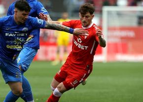 Final în UTA Arad - Gloria Buzău » Echipa lui Rednic s-a făcut de râs în fața puștilor retrogradatei. „Campionii, campionii!” + „Demisia!”