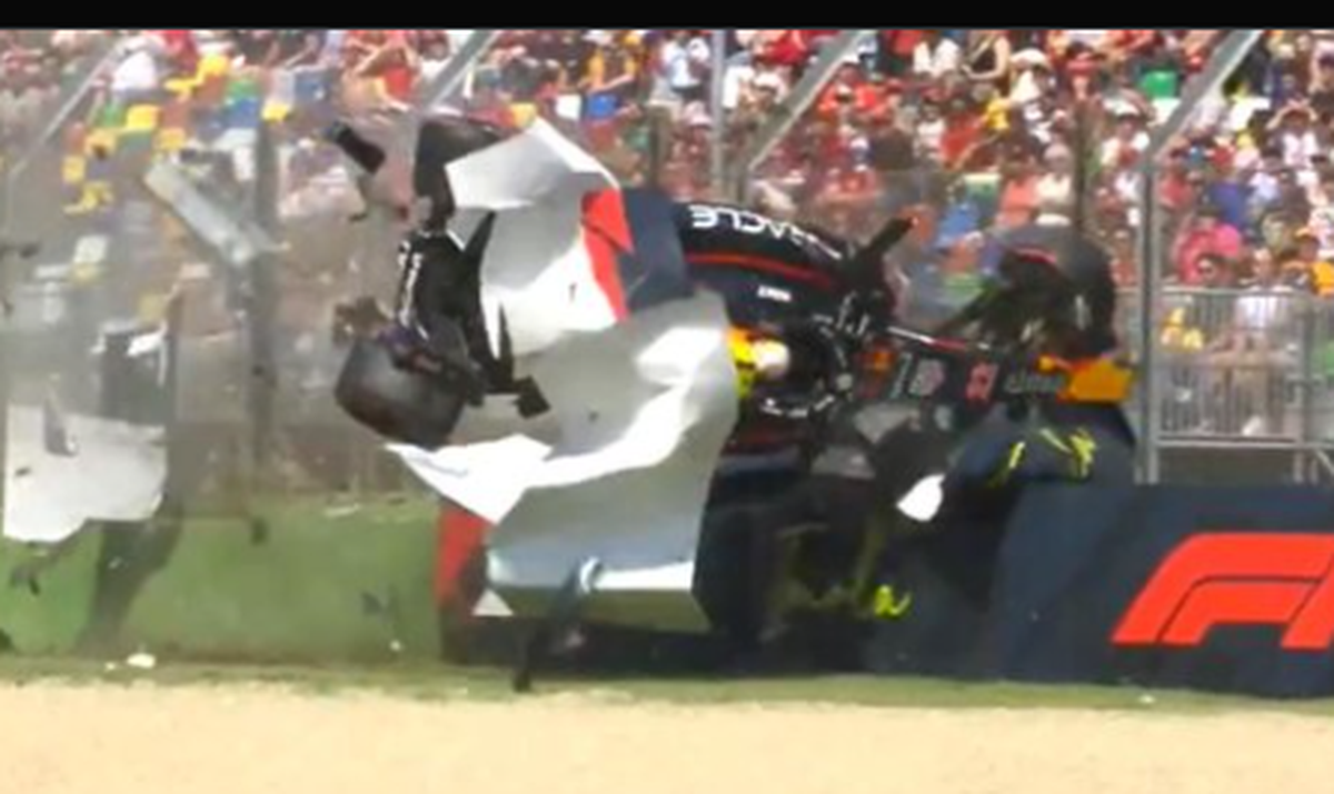 Fanii unui pilot de Formula 1 au șocat internetul: insulte rasiste pentru adversarii din „Marele Circ”