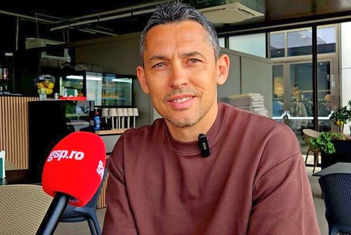 EXCLUSIV Fostul internațional român din Serie A știe pe cine va pune ștampila dintre George Simion și Nicușor Dan: „Nu-mi trimit copiii în străinătate”. Ce mesaj le transmite celor din Diasporă