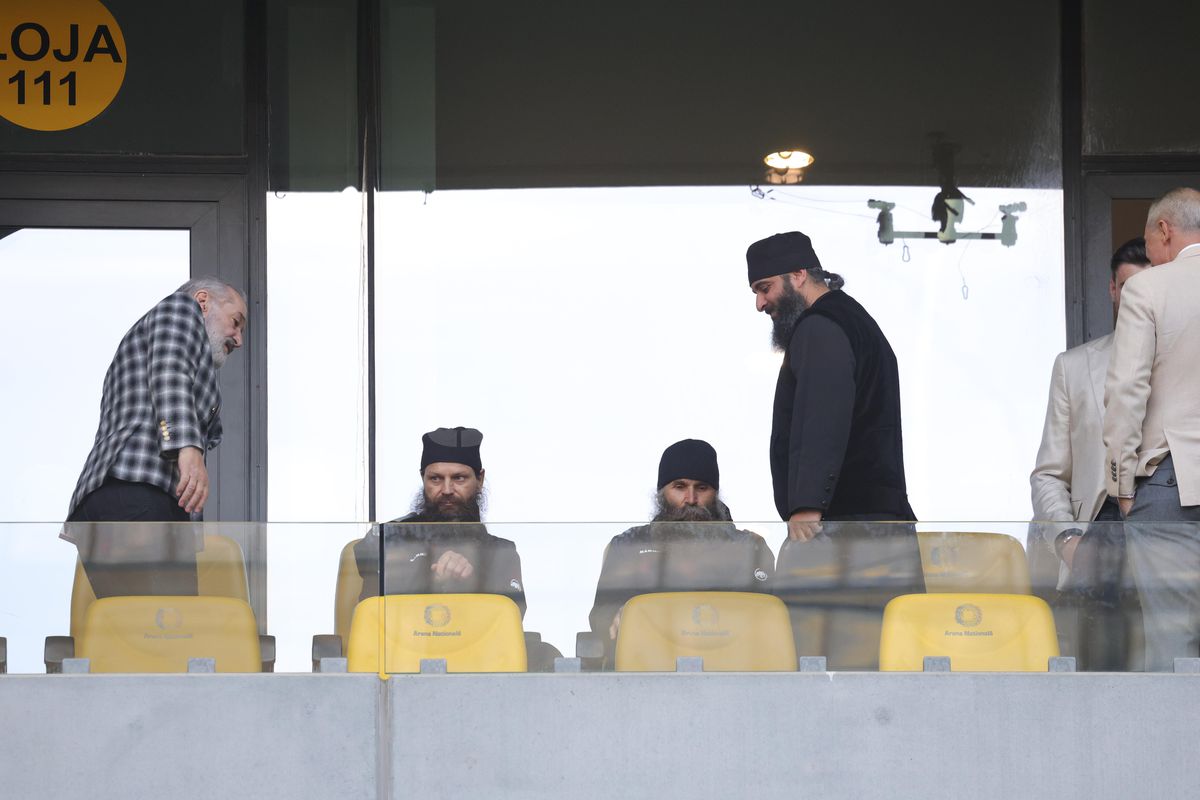 Gigi Becali, pe Arena Națională la FCSB - Universitatea Craiova  / foto GSP