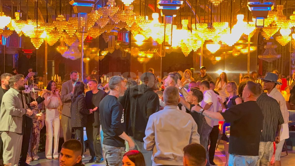 FCSB, petrecere în club