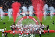 Imagini antologice » FCSB a primit trofeul de campioană