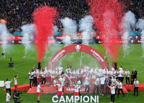 Imagini antologice » FCSB a primit trofeul de campioană