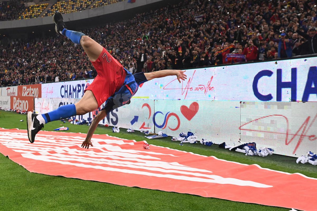 Elias Charalambous, direct în istoria FCSB! Pe plan intern, doar Laurențiu Reghecampf e peste