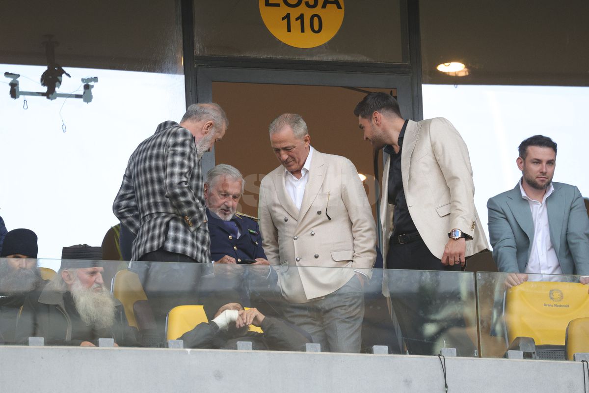 Marius Șumudică, ironizat de cel mai celebru fan al campioanei FCSB: „Înseamnă că se pricepe”