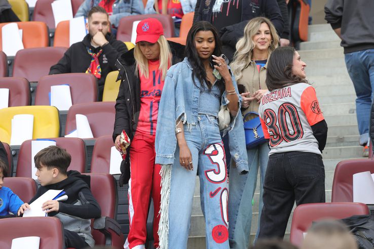 Mbali Malindi, soția lui Siyabonga Ngezana la FCSB - Universitatea Craiova. Foto: Ionuț Iordache (GSP.RO)