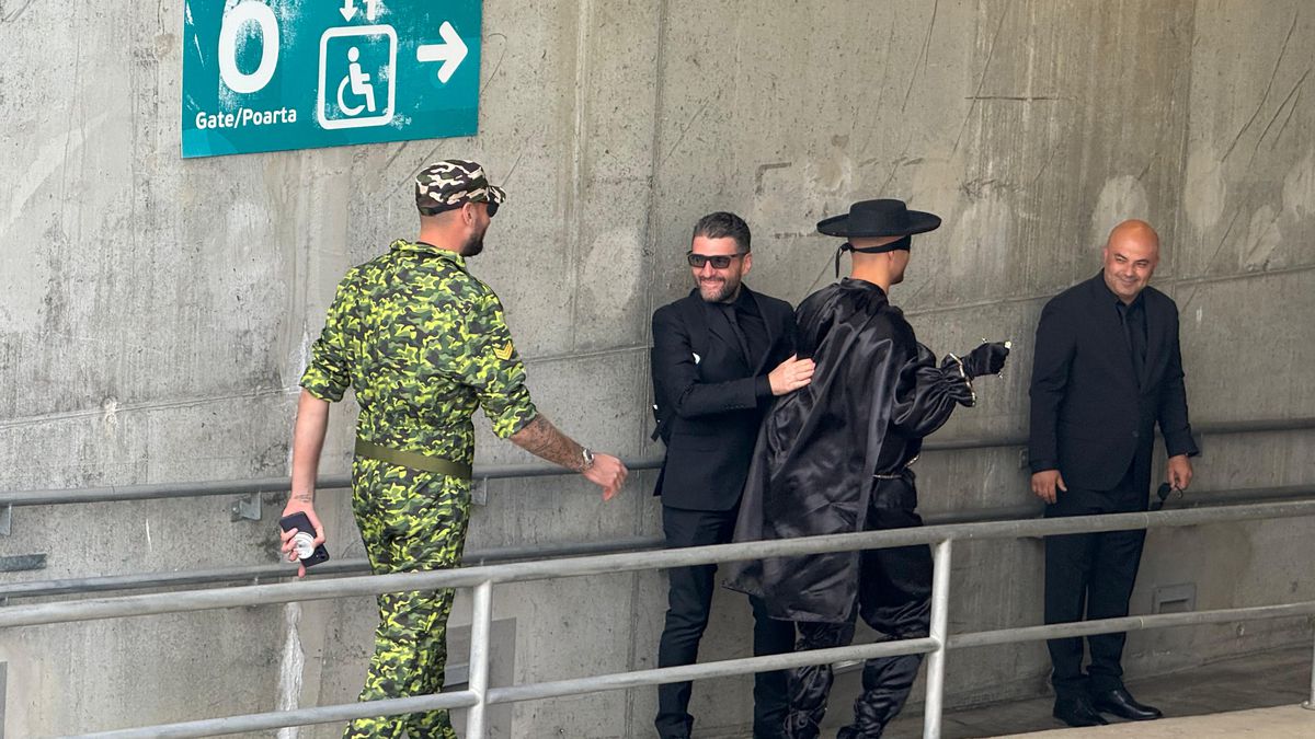 Jucătorii FCSB au venit deghizați în personaje din desenele animate