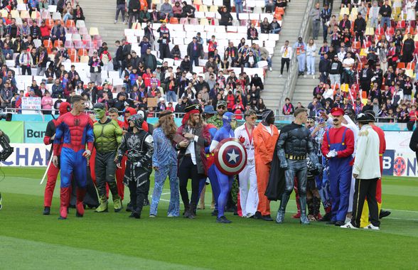 Reacție dinspre FRF, după ce roș-albaștrii s-au costumat pentru petrecerea de titlu: „Descătușare nervoasă”