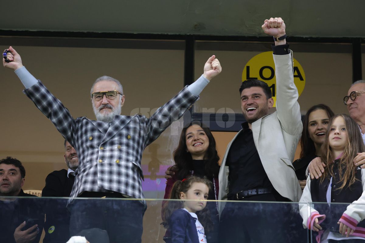 „Sus, nea Gigi!” » Imagini din alte vremuri la Arena Națională! Becali s-a urcat pe mașină