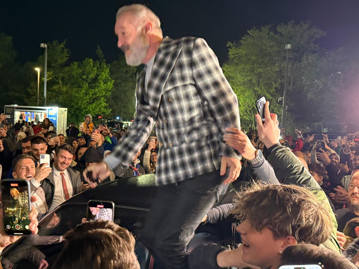 „Sus, nea Gigi!” » Imagini din alte vremuri la Arena Națională! Becali s-a urcat pe mașină