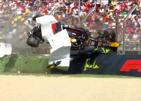 Accident horror în prima sesiune de calificări de la Imola »  S-a răsucit cu mașina la 240 km/h