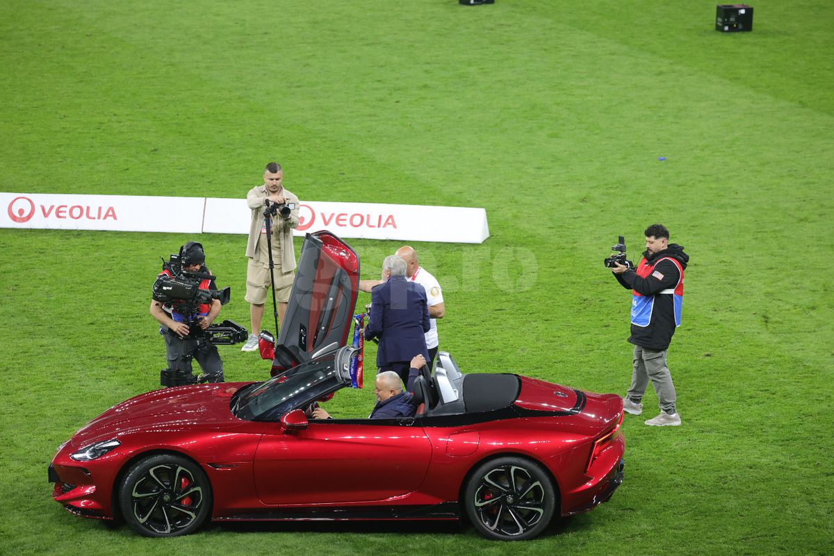 FCSB - sărbătoare de titlu // 17.05.2025