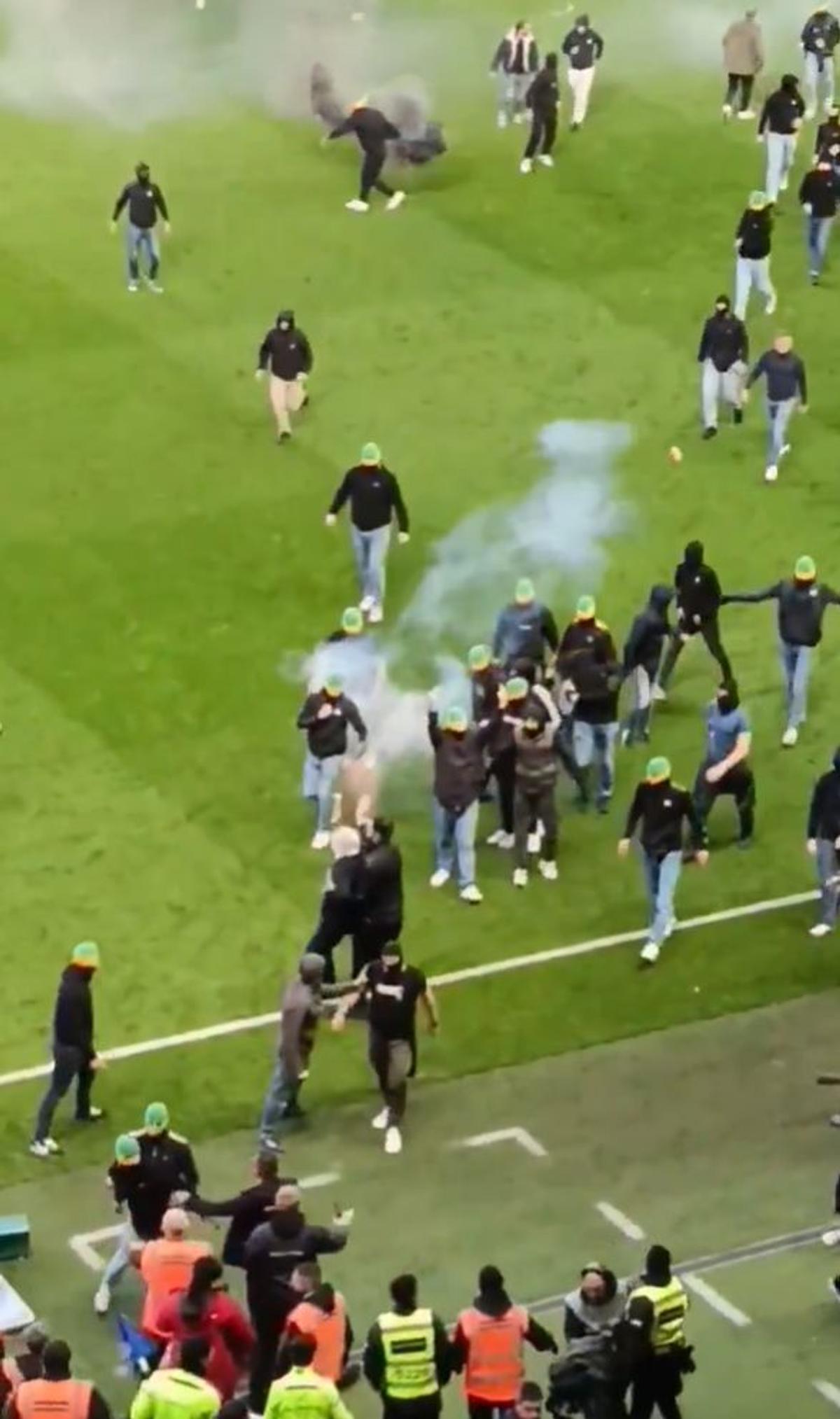 Suporterii au intrat pe teren la meciul lui Nantes