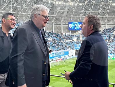 Cine e personajul misterios de lângă Gică Hagi și Gino Iorgulescu » Fost ...