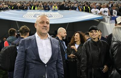 Singurele cuvinte rostite la firul ierbii de Mihai Rotaru, după titlul cucerit de Universitatea Craiova