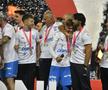Universitatea Craiova, imagini cu trofeul