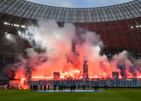 Oltenii au aprins peluza la meciul de titlu din Bănie! Demersul organizatorilor, imediat după golul de 2-0