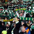 Fanii lui Celtic au fost o reală amenințare pentru jucătorii lui Hearts / Foto: GettyImages