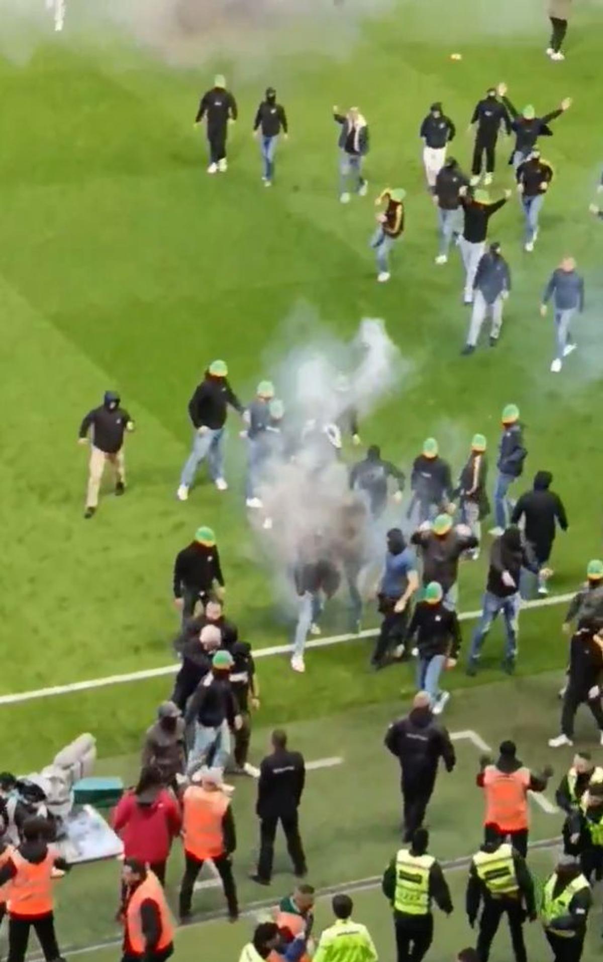 Suporterii au intrat pe teren la meciul lui Nantes