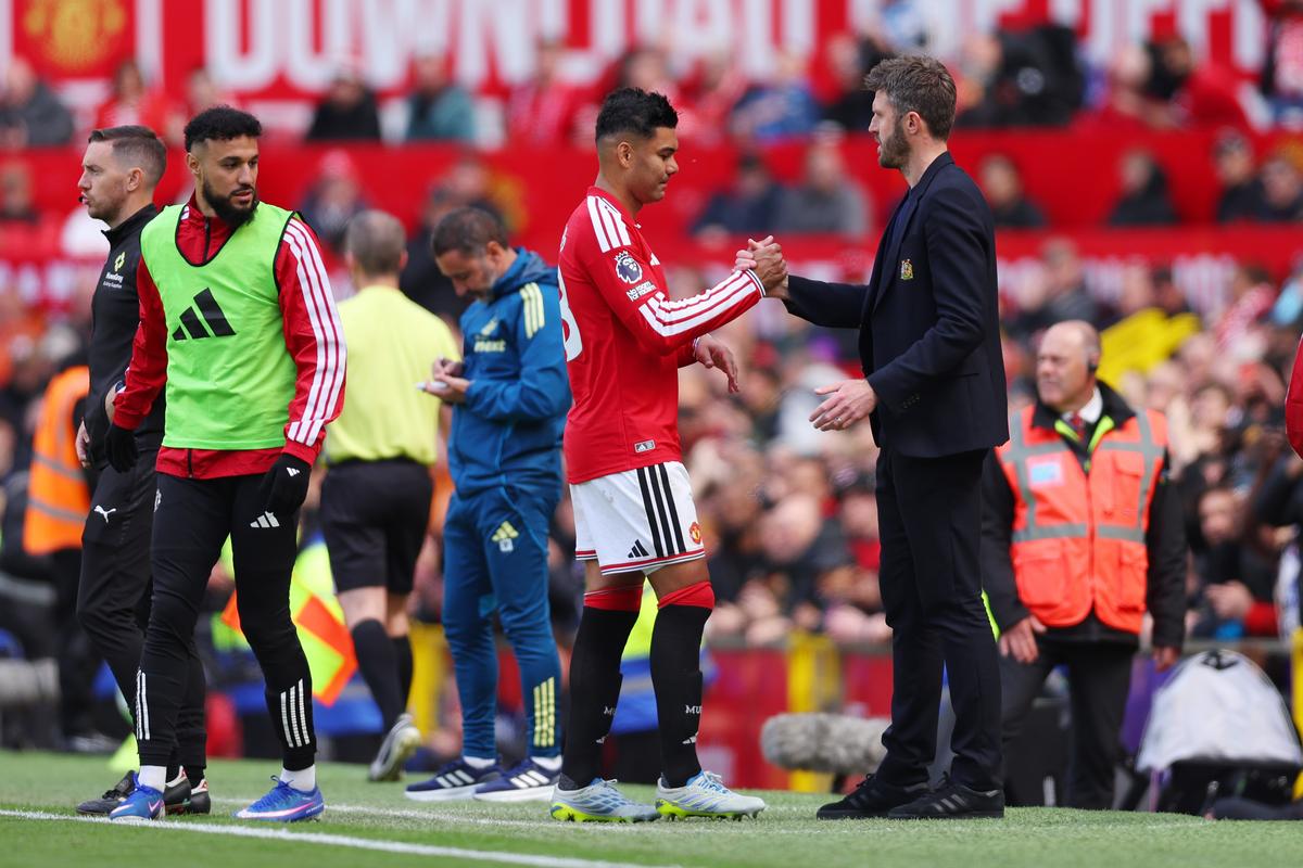 Casemiro, aplaudat la scenă deschisă după ultimul meci acasă pentru Manchester United: „Voi, suporterii, sunteți cel mai bun lucru!”