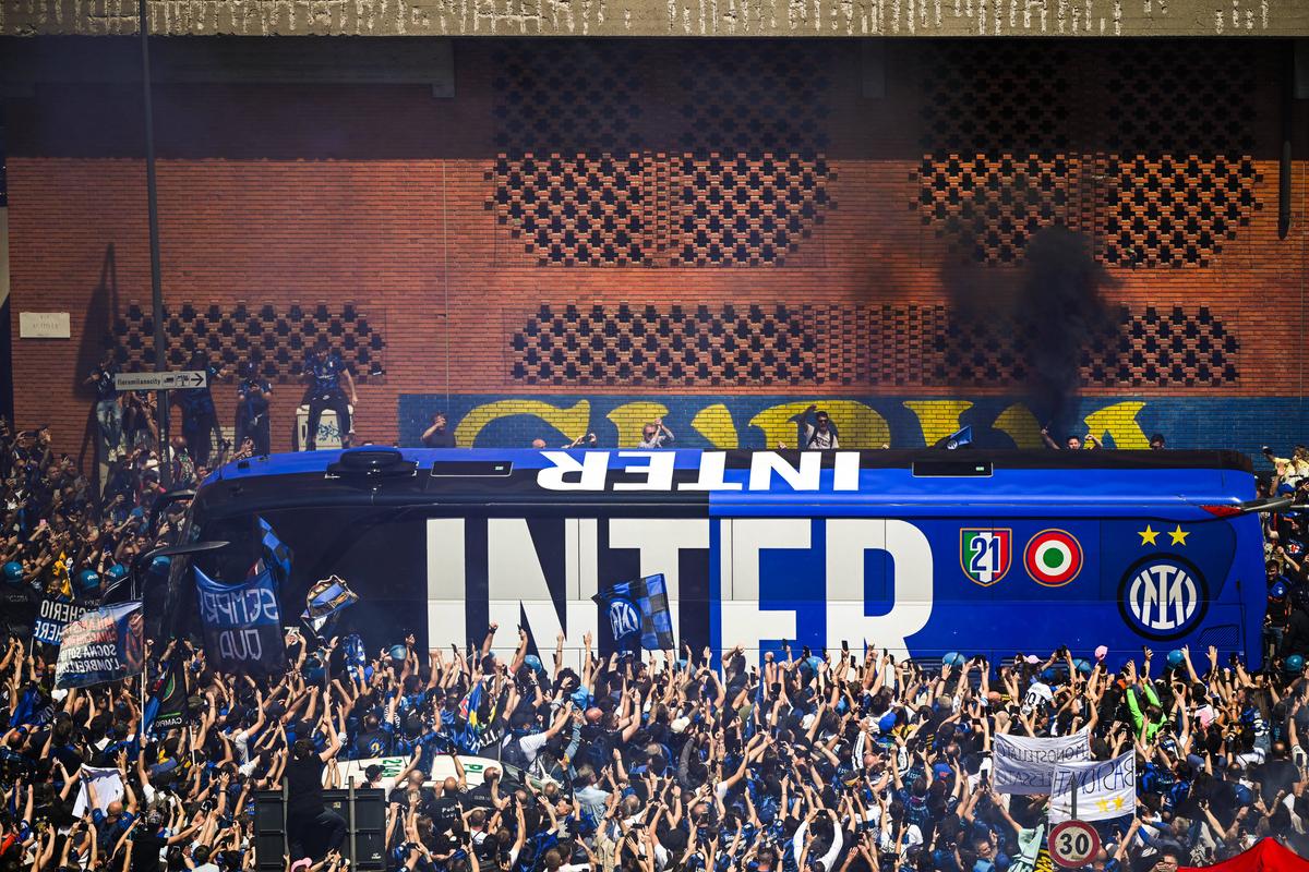 Inter - Verona, meci de sărbătoare pentru Chivu