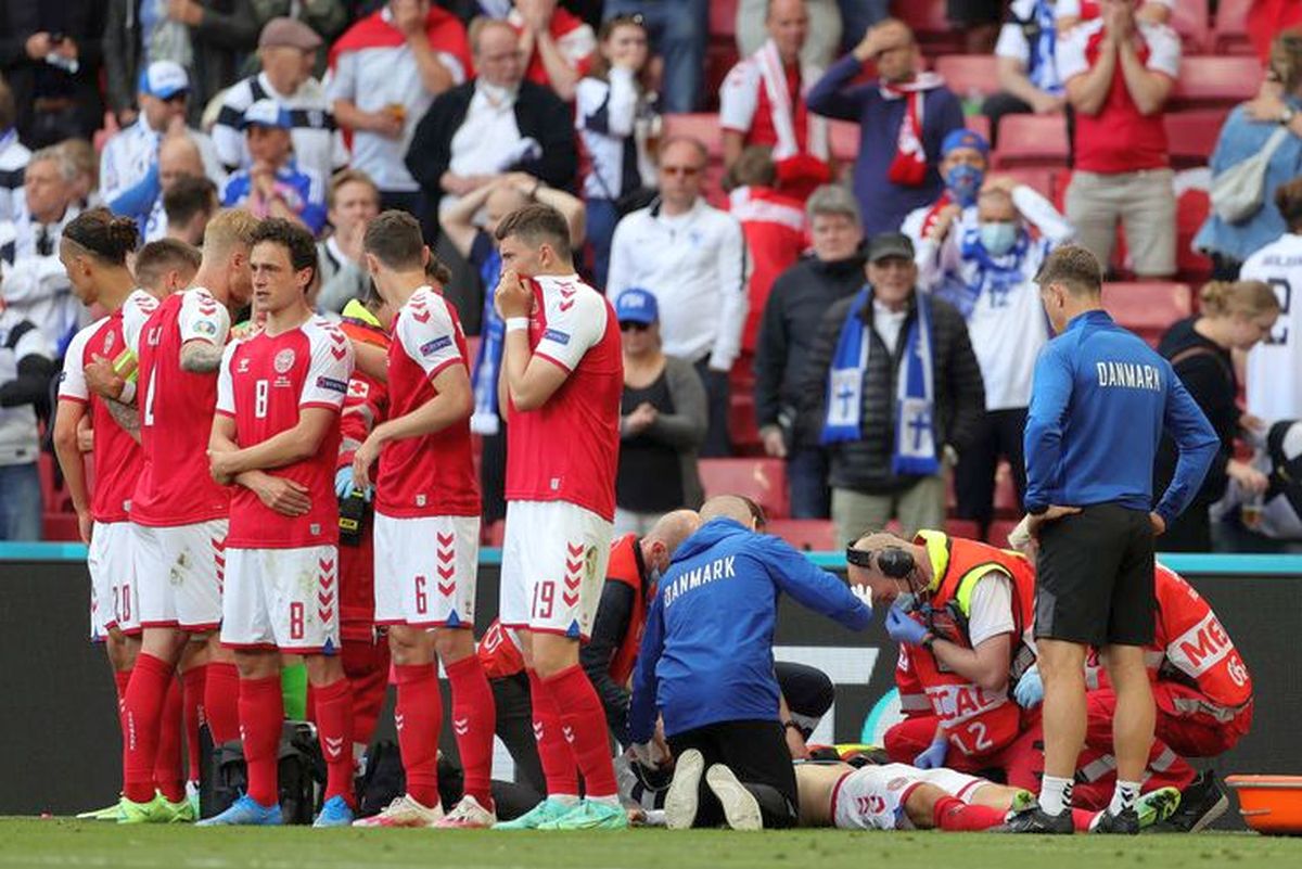 Tulburător! Prima reacție a lui Eriksen, pe teren, trezit din stop cardiac: „La naiba, m-am întors printre voi!”